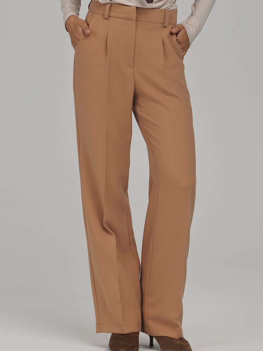 Women trousers model 231344 Nife