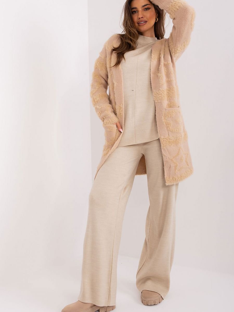 Cardigan model 189214 AT