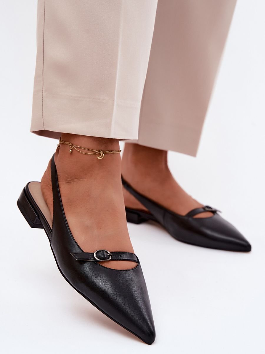 Sandals model 230189 Step in style