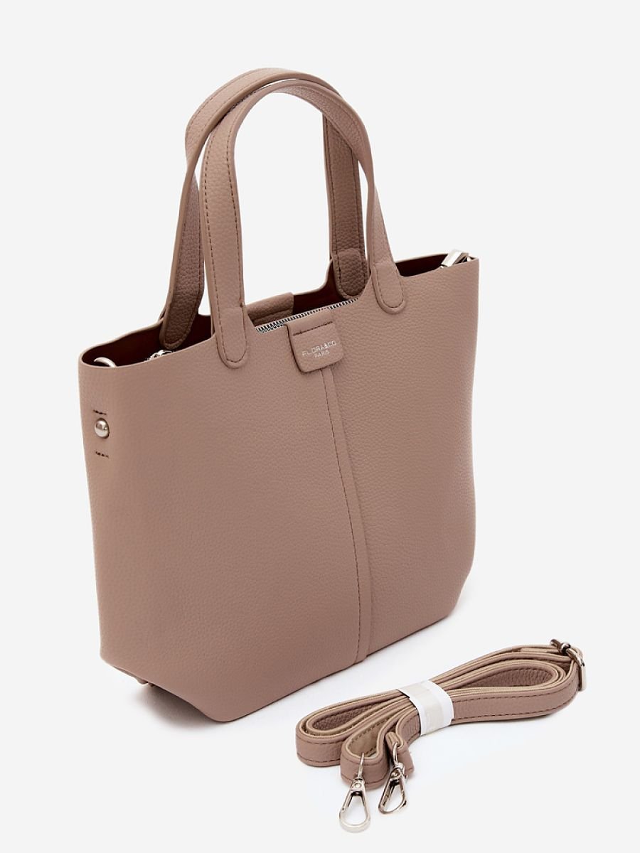 Everyday handbag model 230539 Step in style