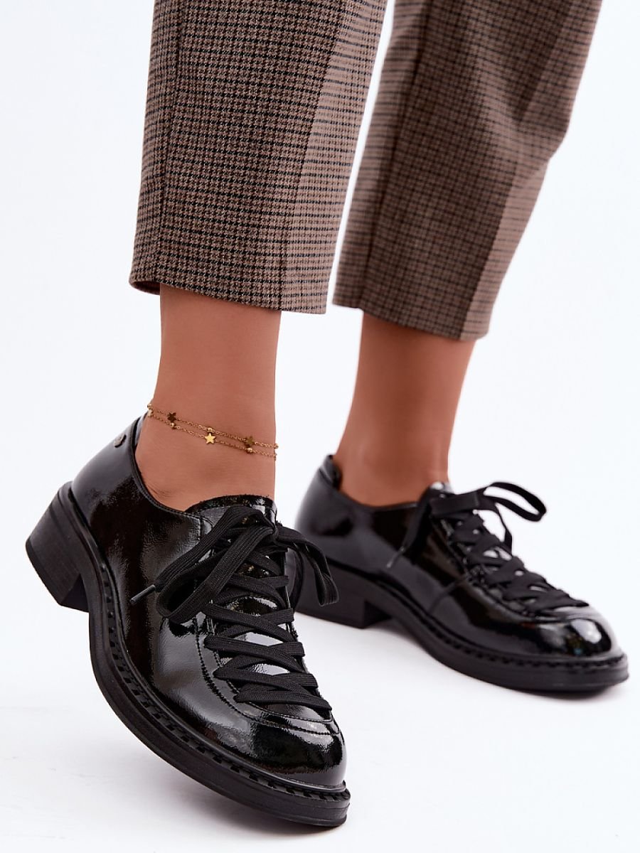 Heeled low shoes model 231174 Step in style