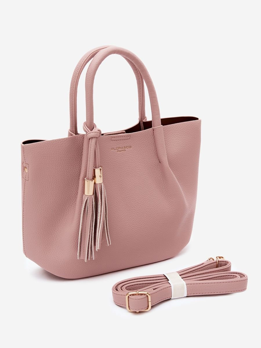 Everyday handbag model 230368 Step in style