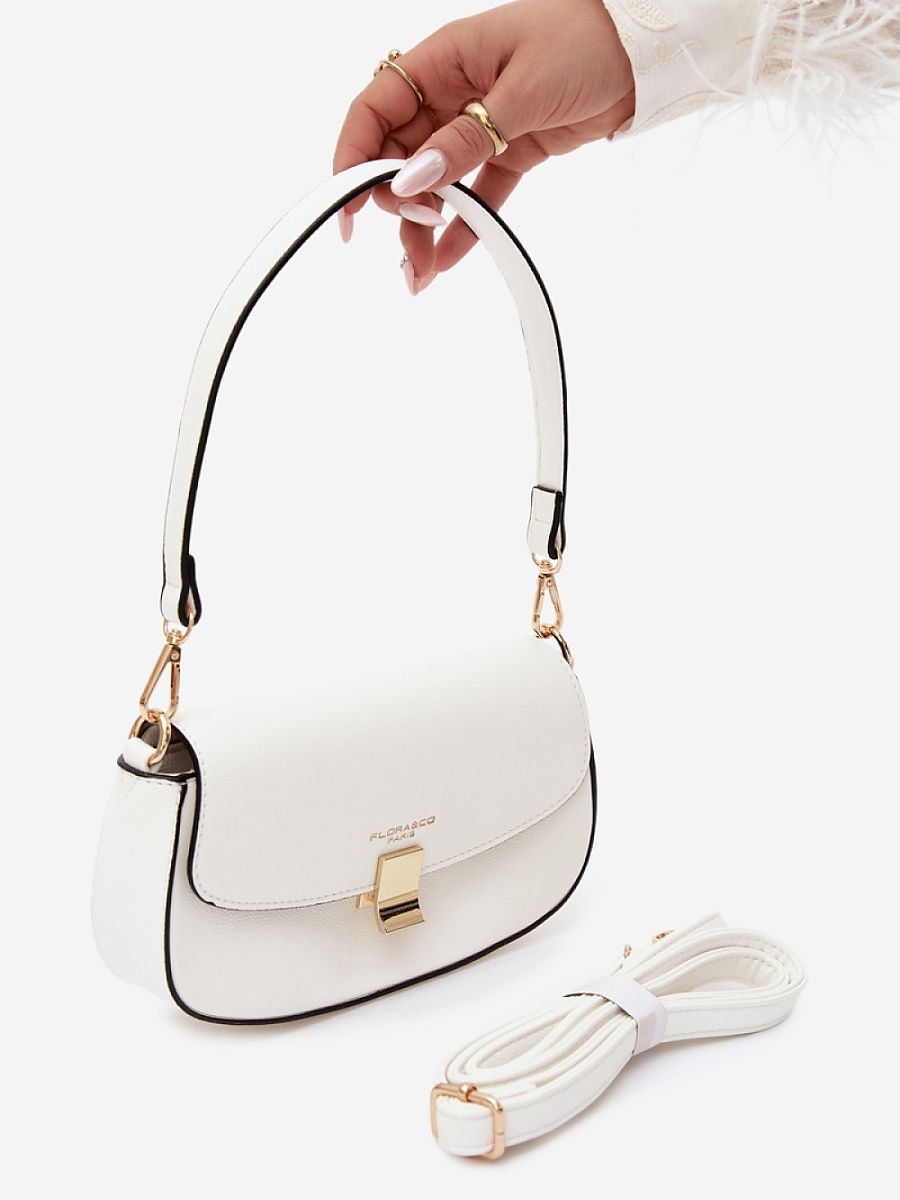 Everyday handbag model 230540 Step in style