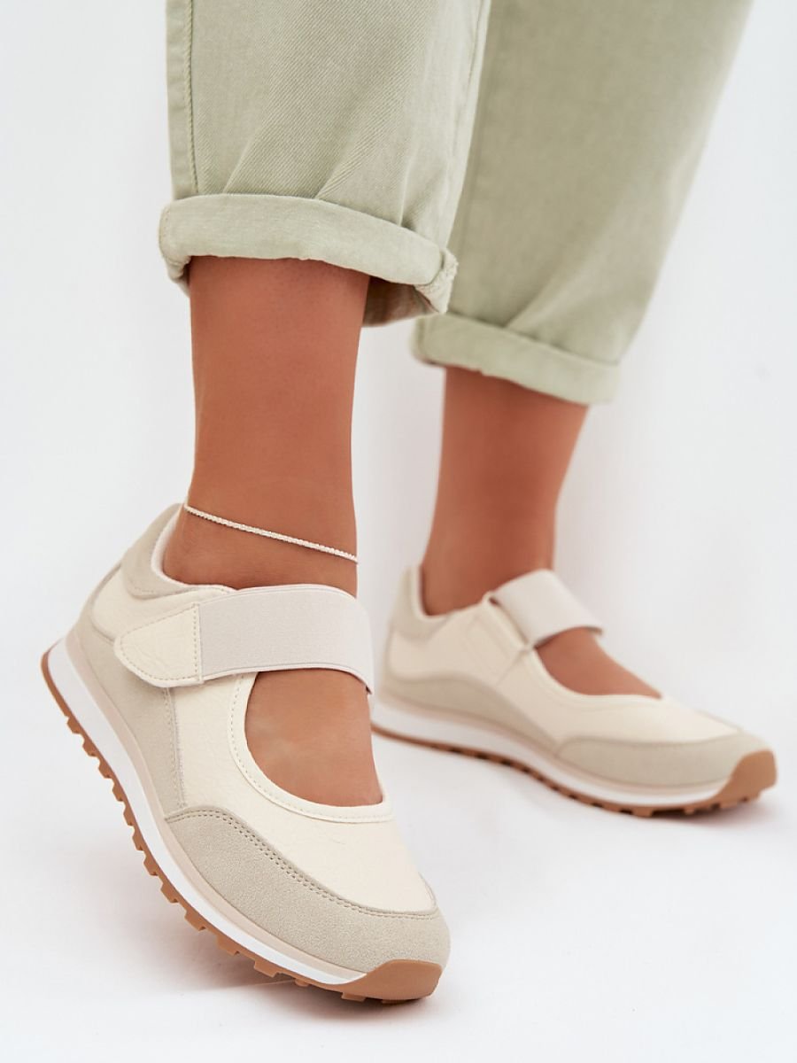 Half shoes model 225100 Step in style