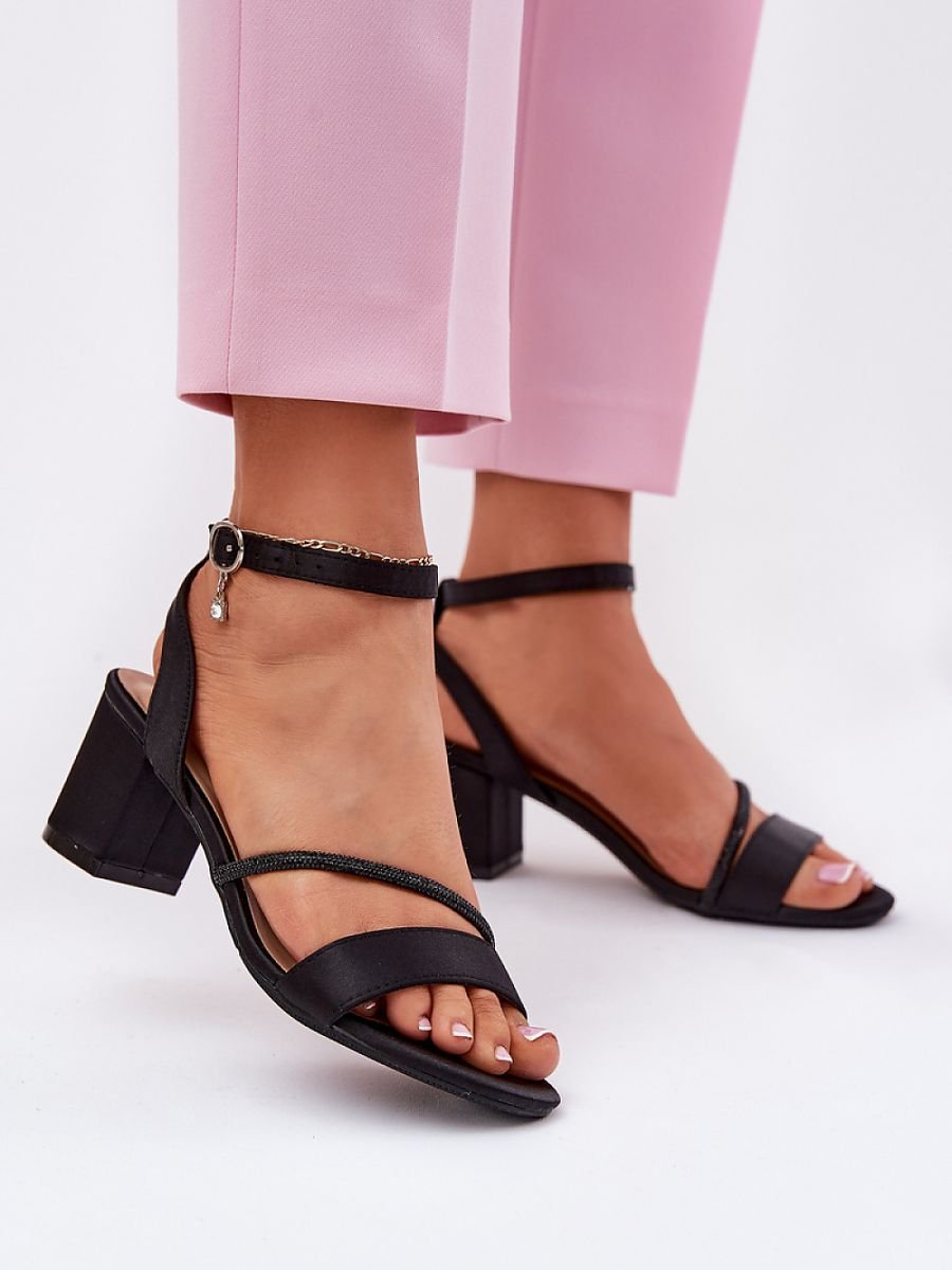 Heel sandals model 213009 Step in style