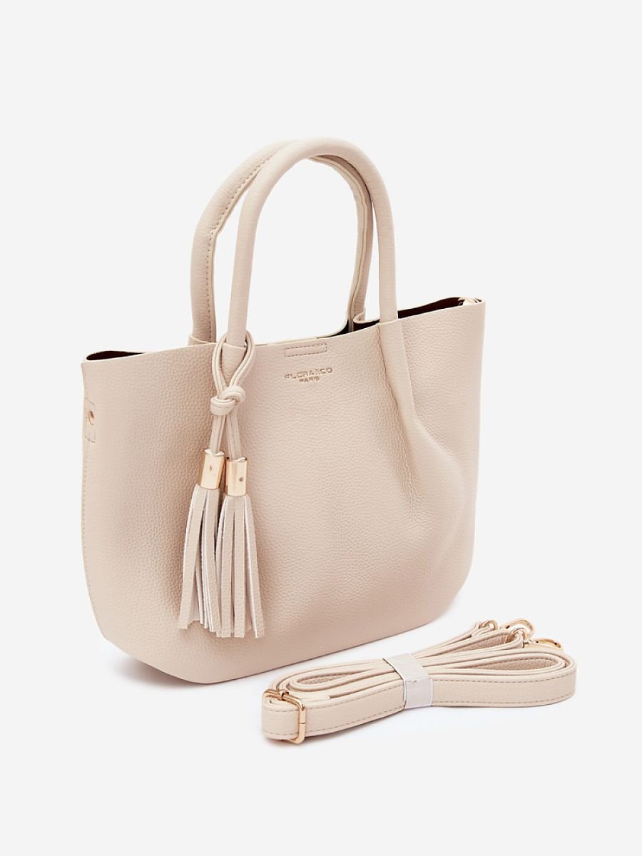 Everyday handbag model 230369 Step in style