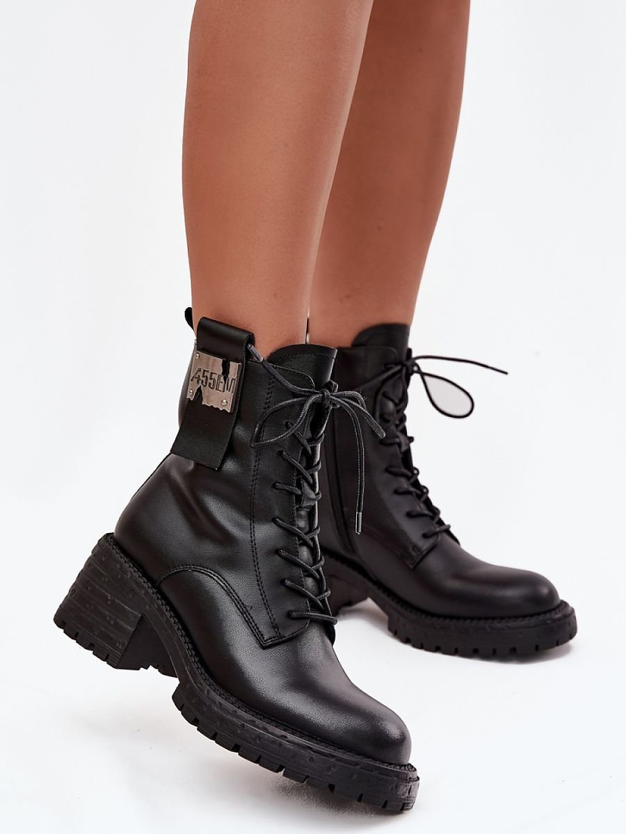 Bootie model 219112 Step in style
