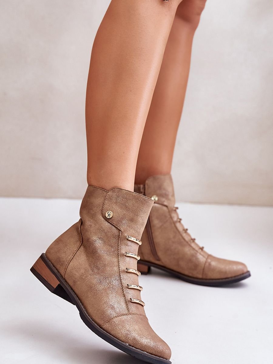Boots model 201235 Step in style