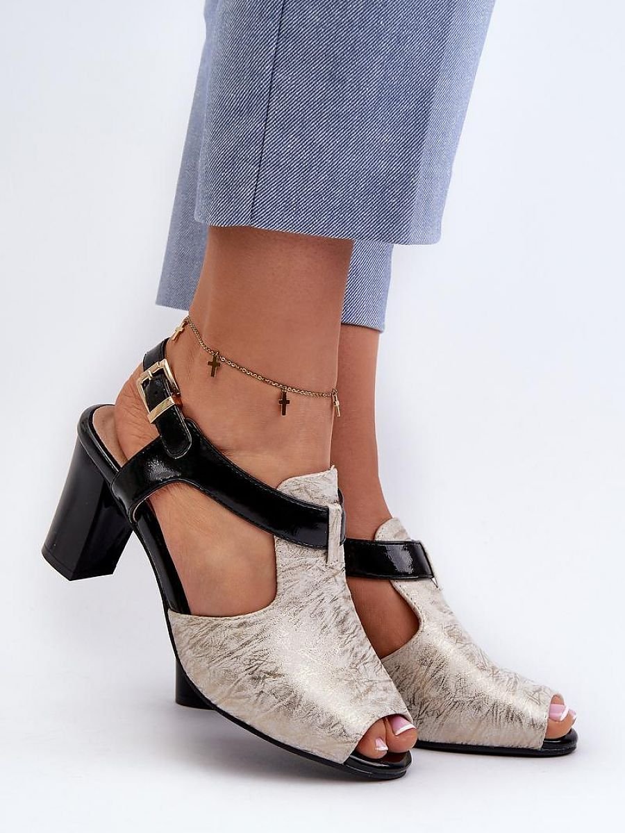 Flip-flops model 196230 Step in style