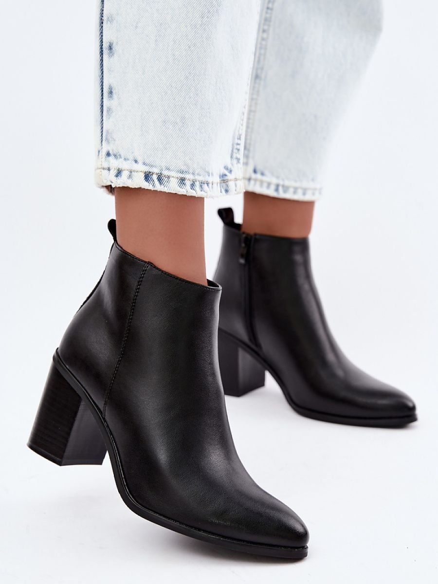 Heel boots model 231194 Step in style