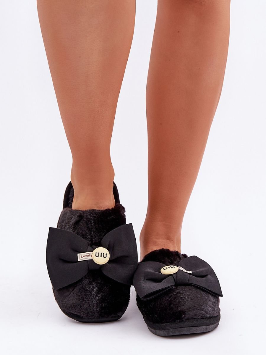 Slippers model 204927 Step in style