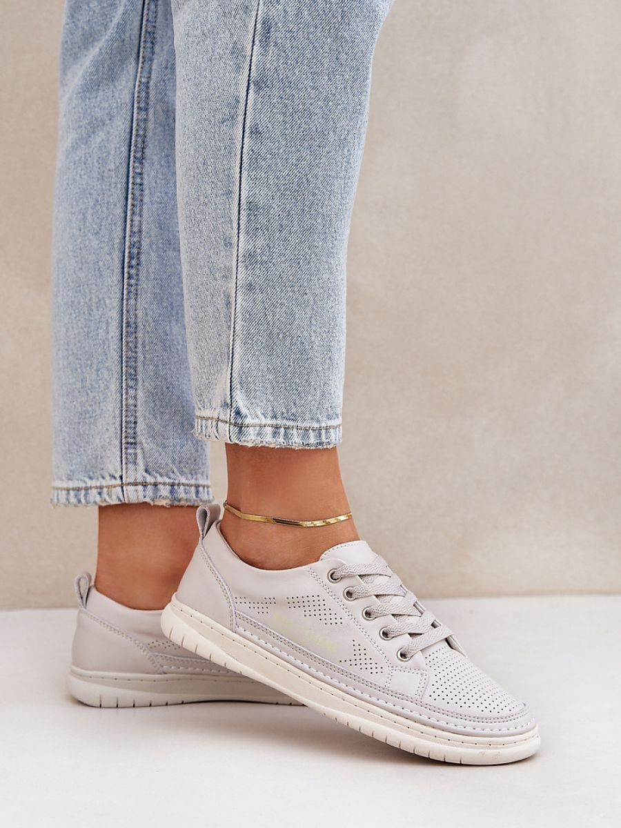 Sneakers model 208321 Step in style