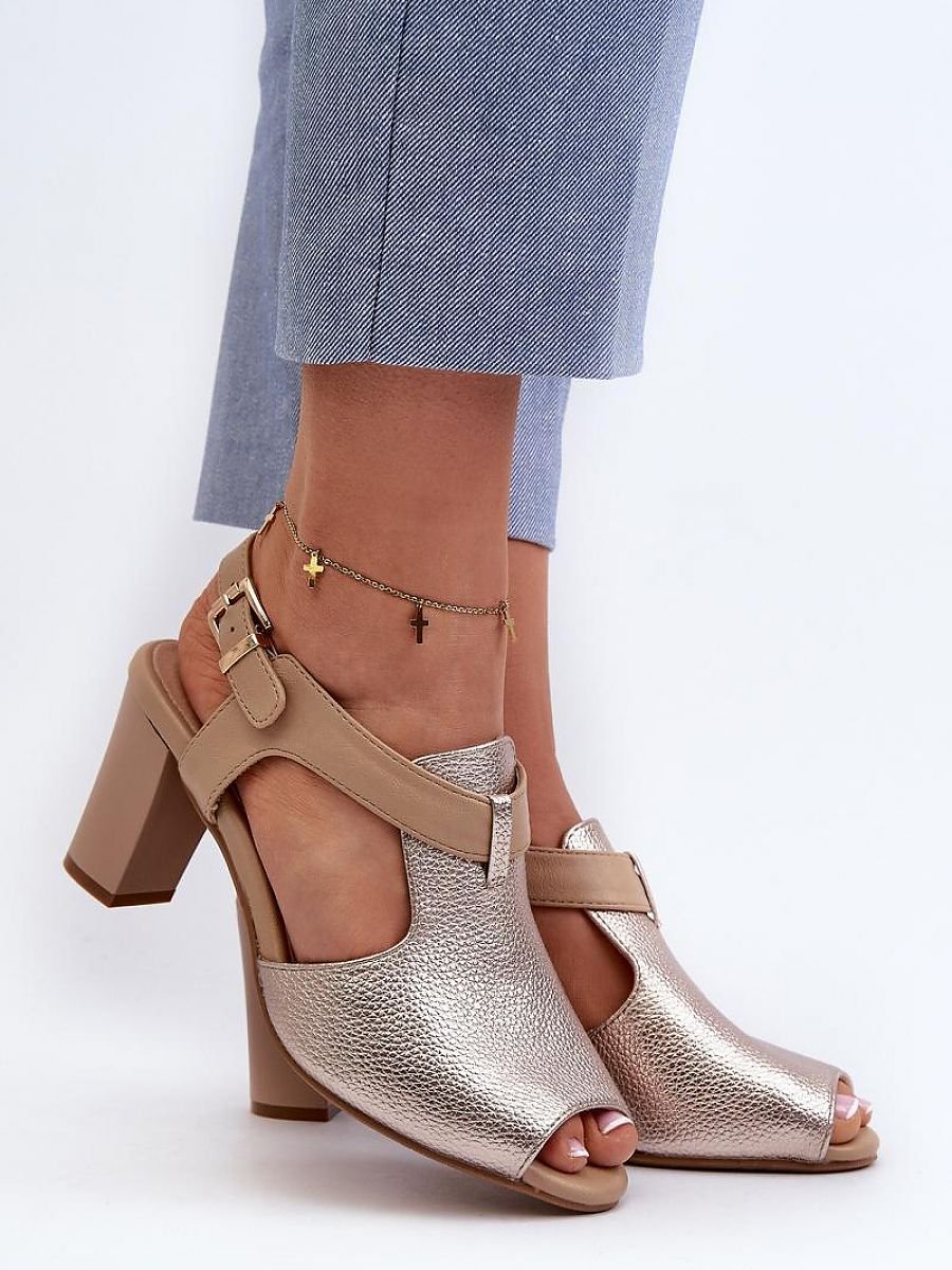Flip-flops model 196231 Step in style