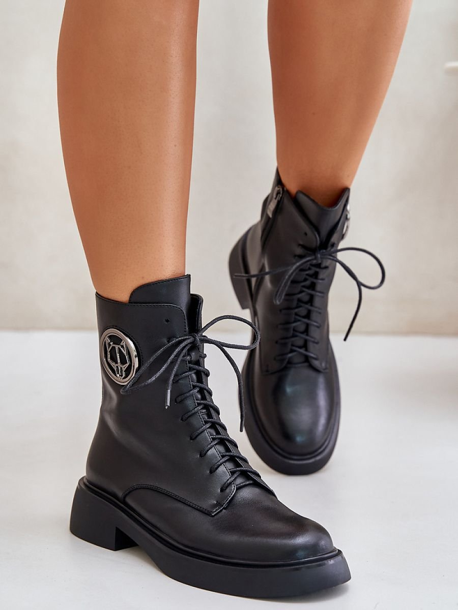 Bootie model 201878 Step in style