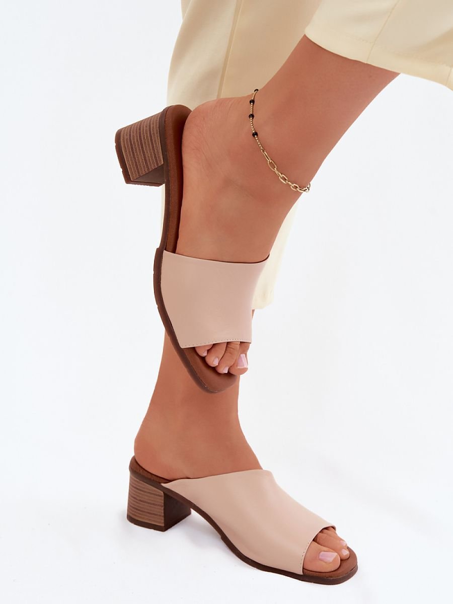 Heeled sandals model 227930 Step in style