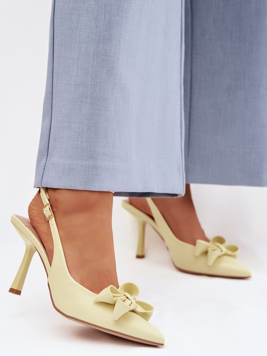 Heel sandals model 225213 Step in style