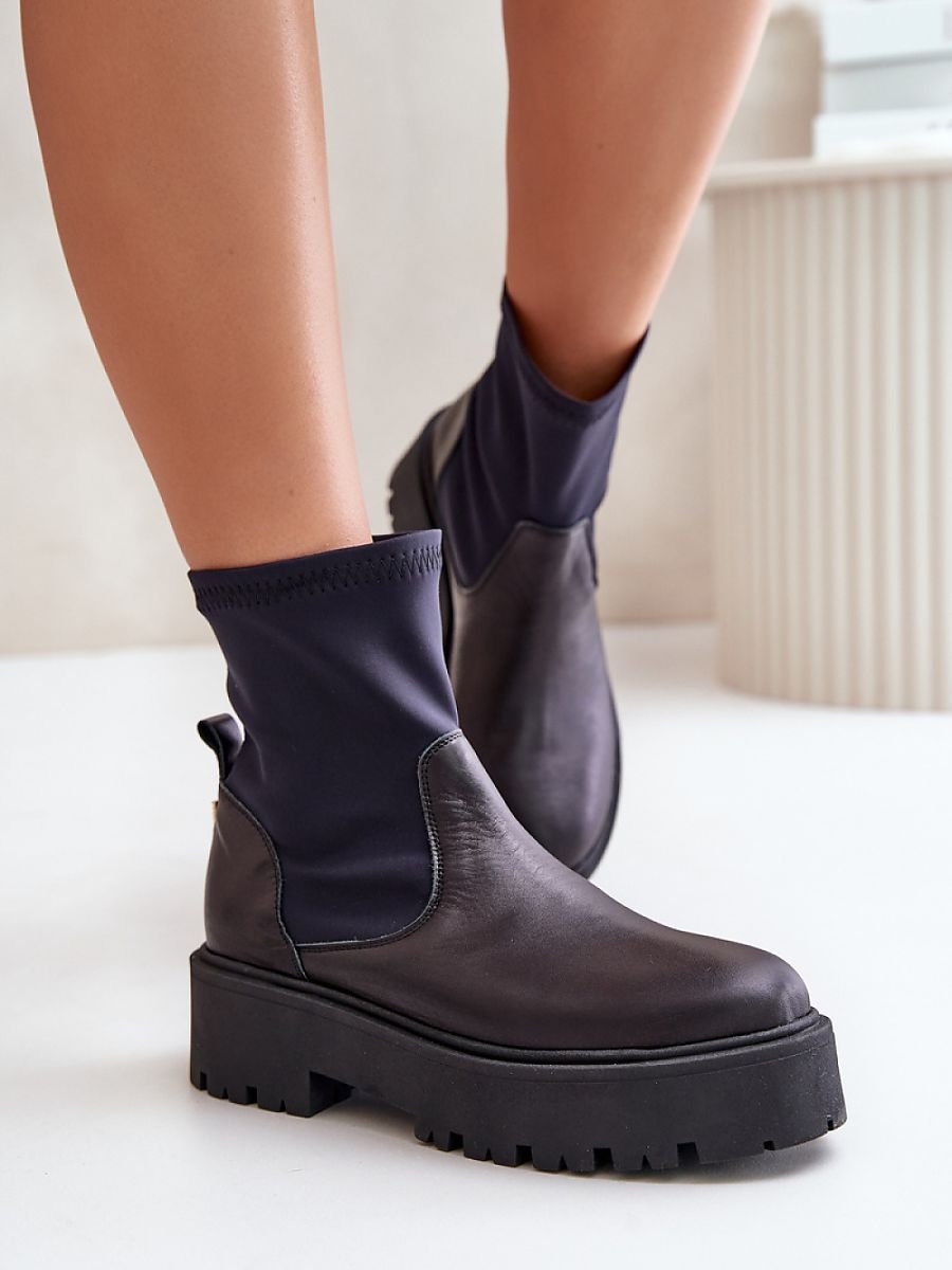 Boots model 201001 Step in style