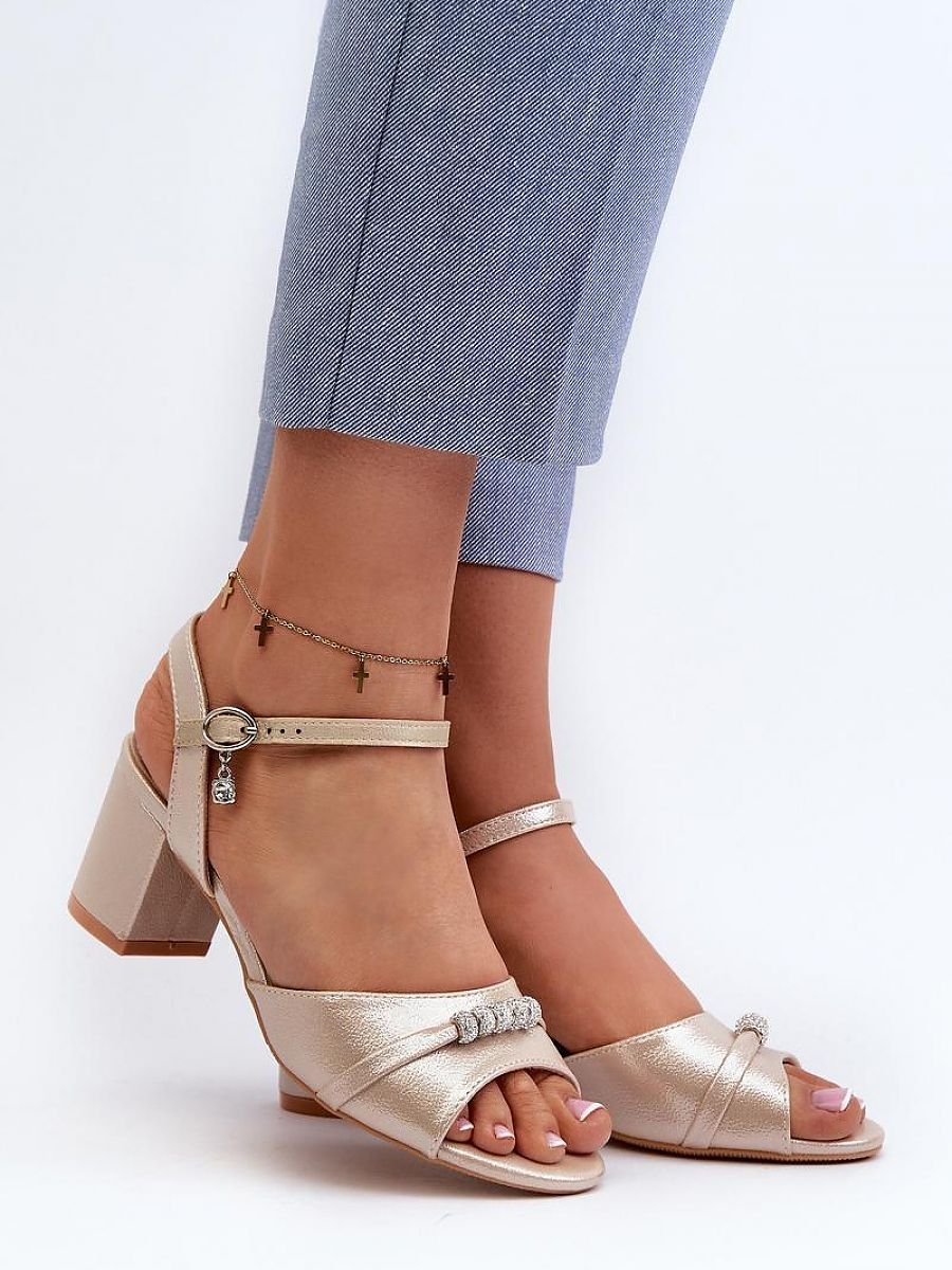 Heel sandals model 196331 Step in style