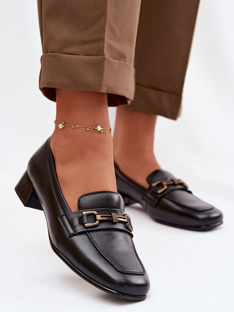 Heeled low shoes model 226085 Step in style