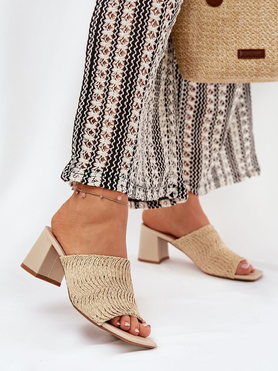 Heeled sandals model 210782 Step in style