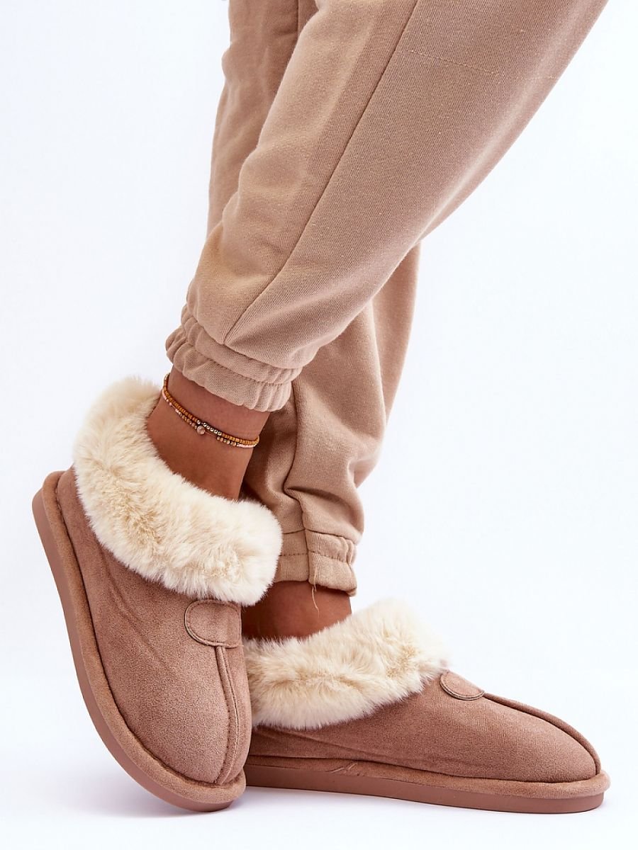Slippers model 188684 Step in style