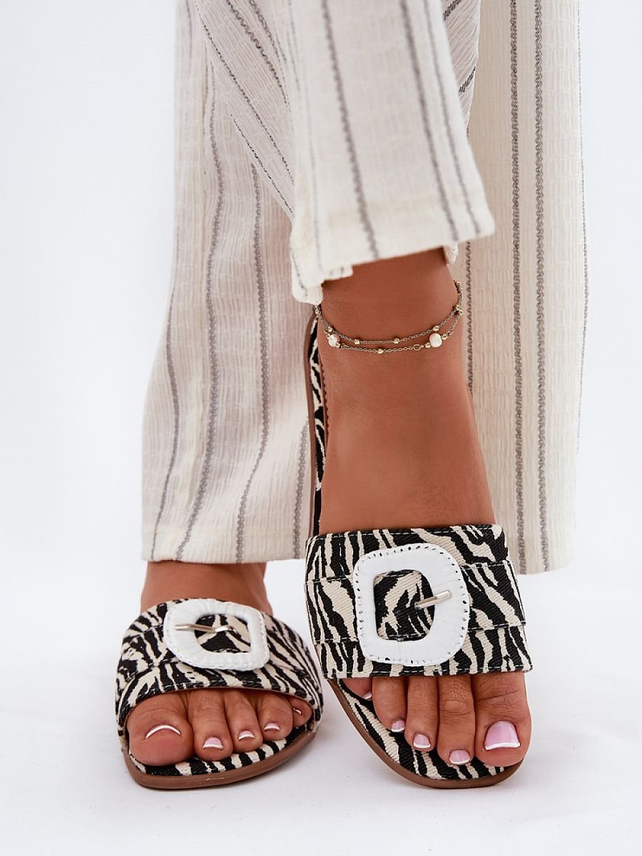 Flip-flops model 213965 Step in style