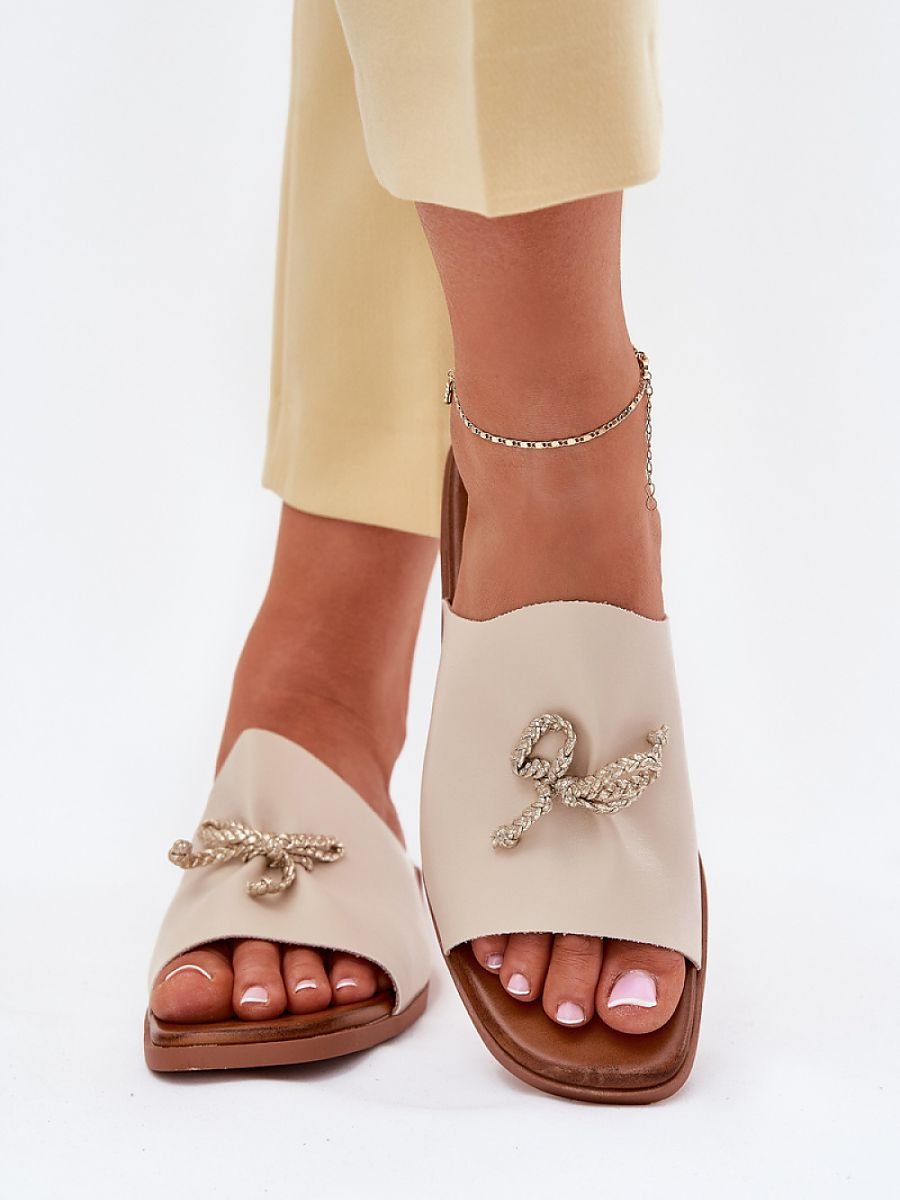 Flip-flops model 214377 Step in style
