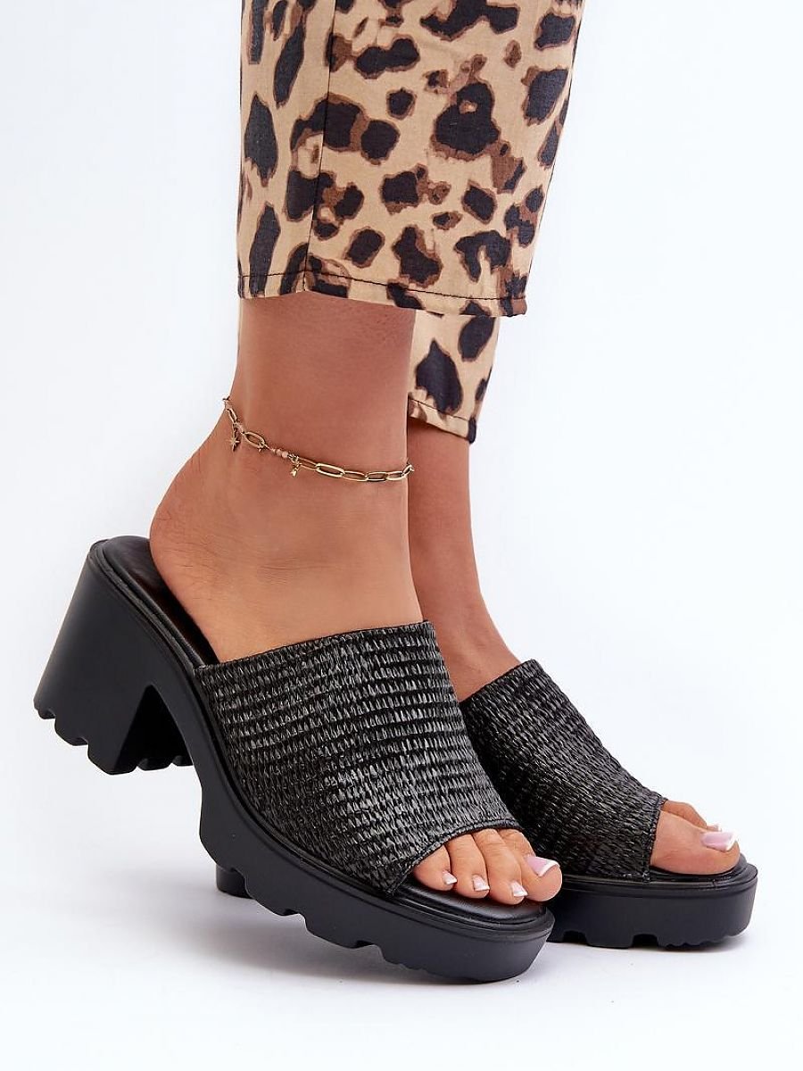Flip-flops model 197723 Step in style