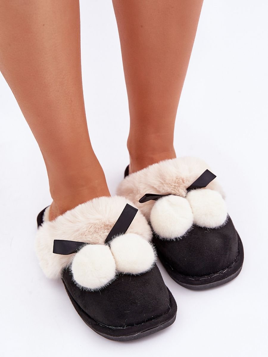 Slippers model 204932 Step in style