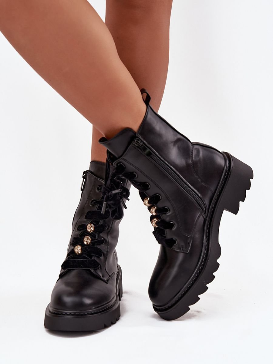 Boots model 220205 Step in style
