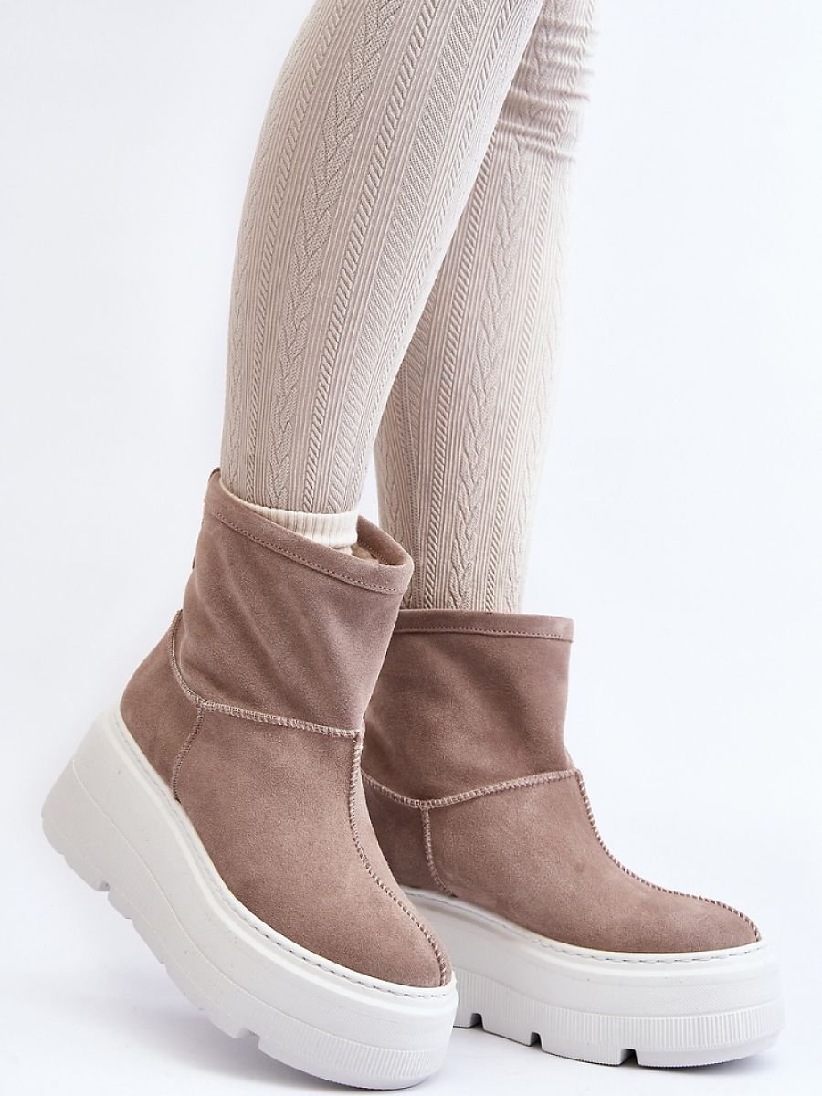 Buskin boots model 191190 Step in style