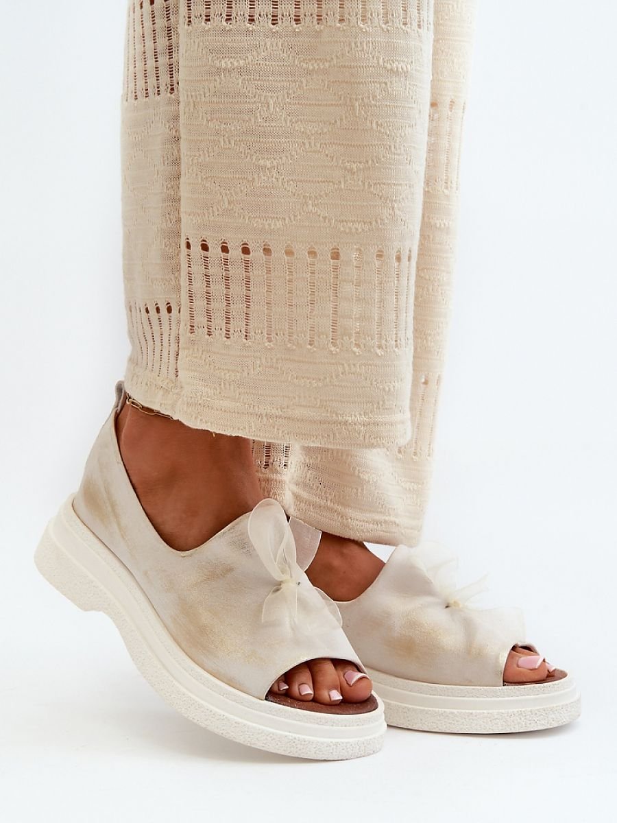 Sandals model 198403 Step in style