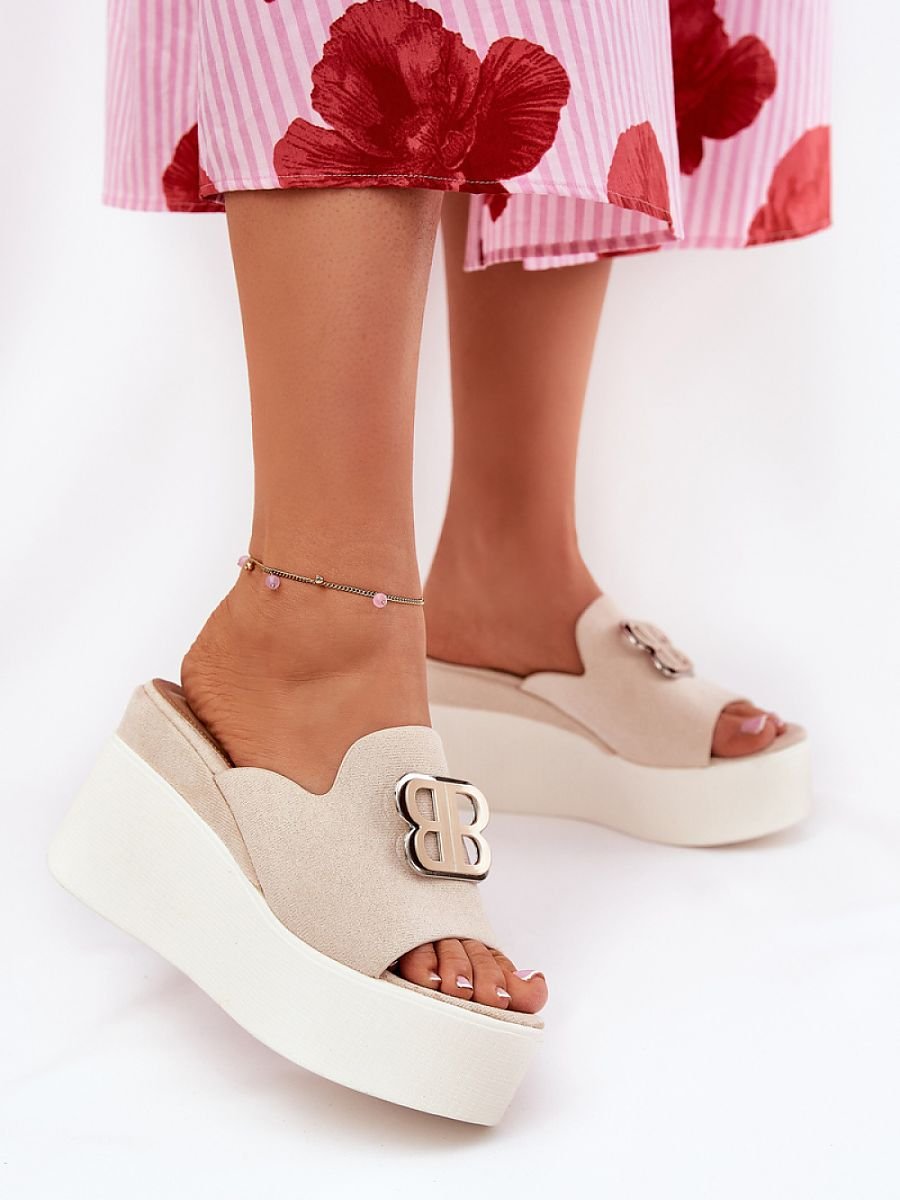Buskin model 209971 Step in style