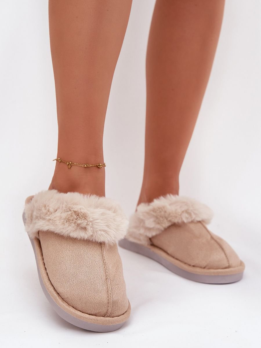 Slippers model 221512 Step in style