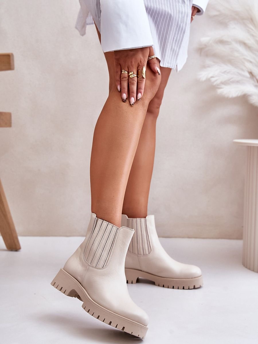 Boots model 201153 Step in style