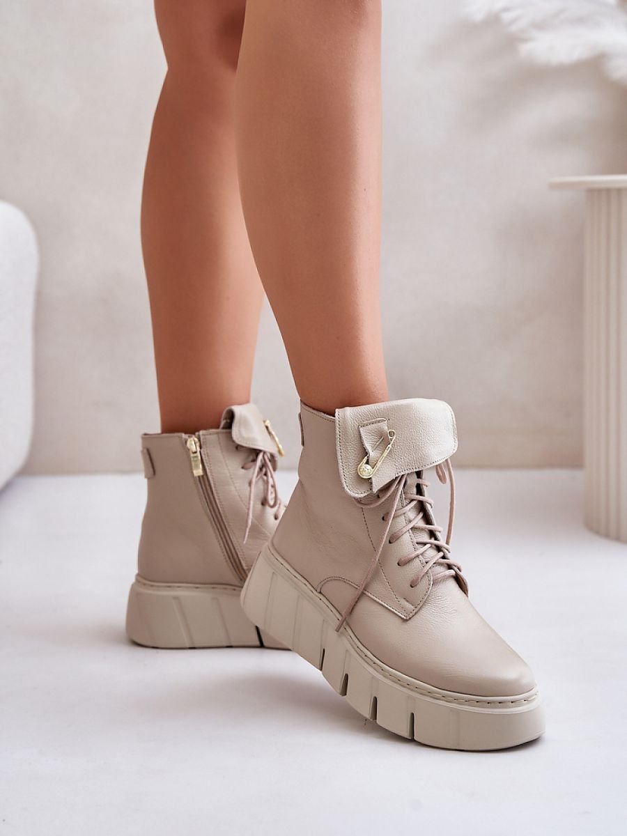 Buskin boots model 201184 Step in style