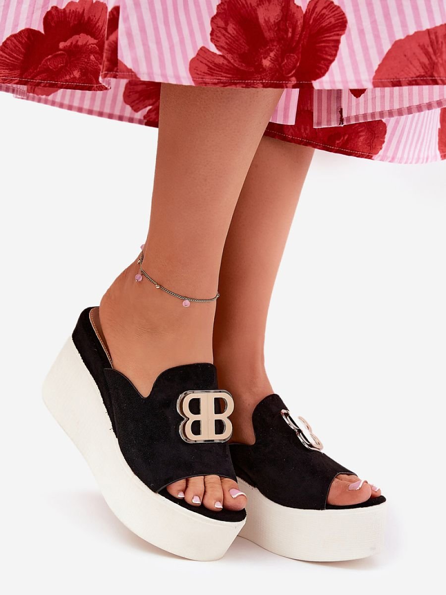 Buskin model 209972 Step in style