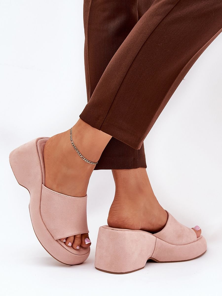 Buskin model 210173 Step in style