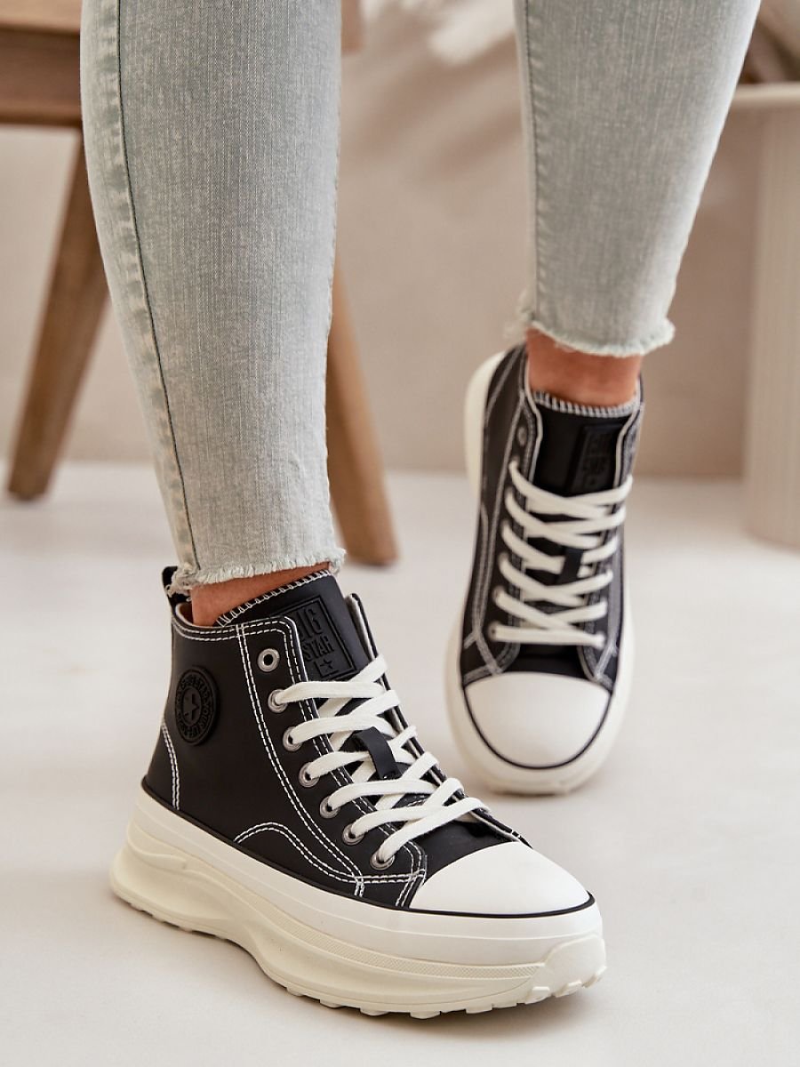 Sneakers model 199907 Step in style