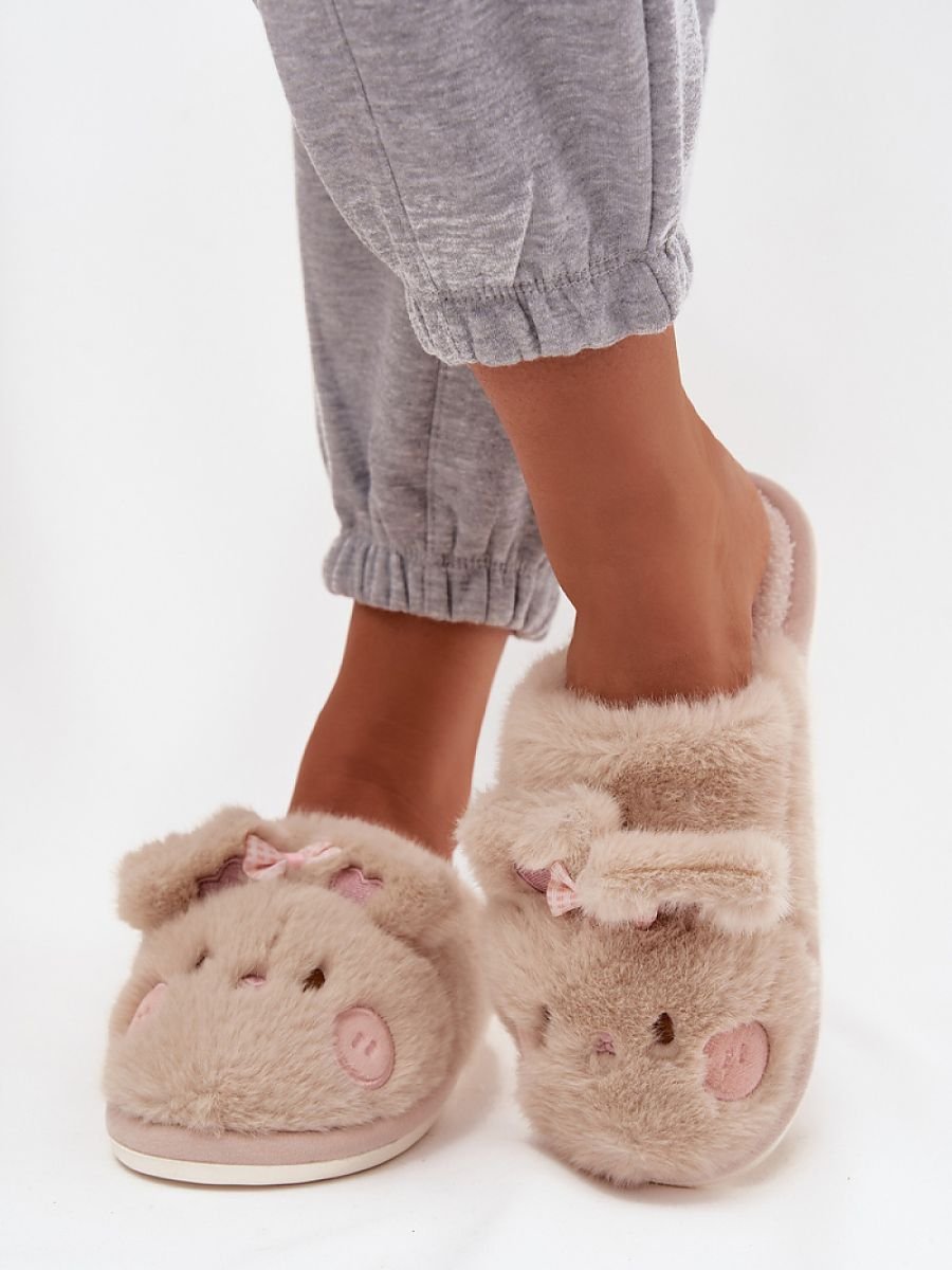 Slippers model 220728 Step in style