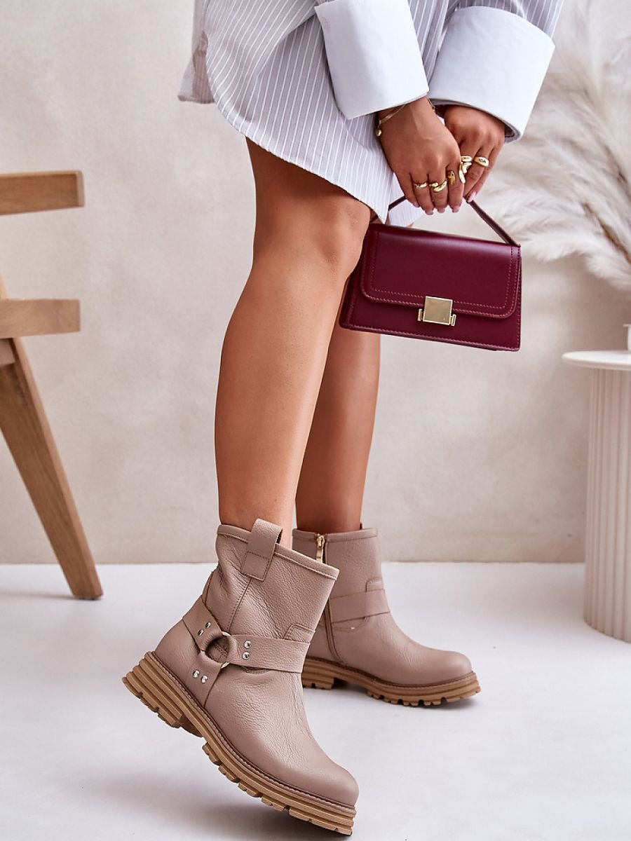 Boots model 201220 Step in style