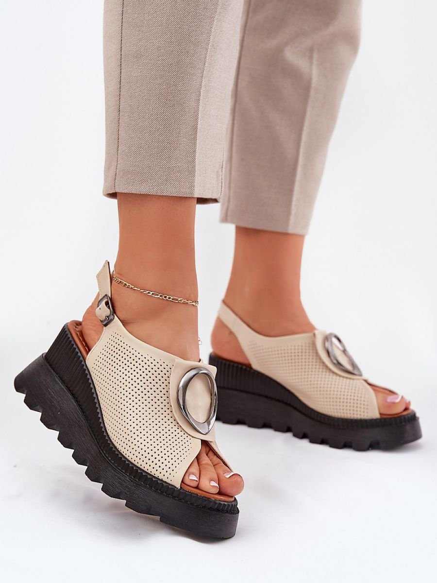 Buskin model 213005 Step in style