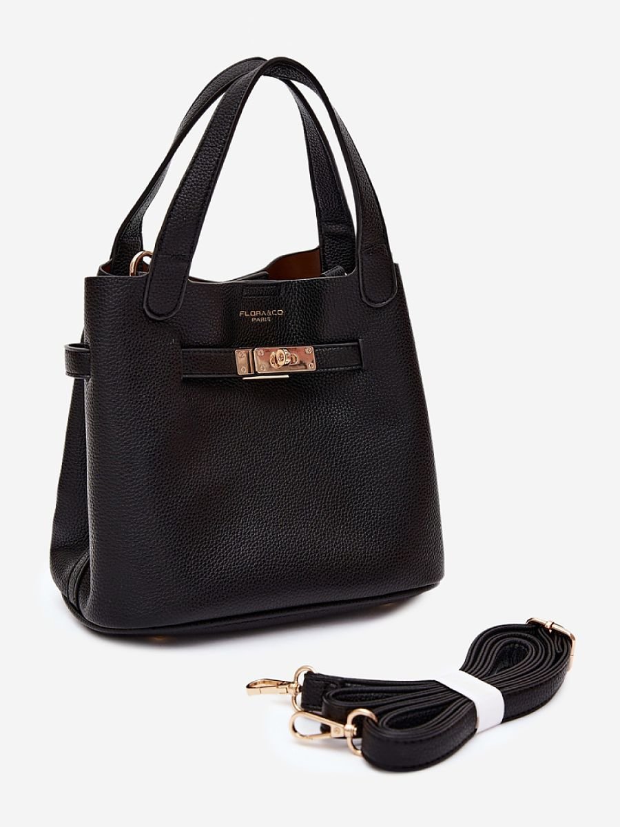 Everyday handbag model 230346 Step in style