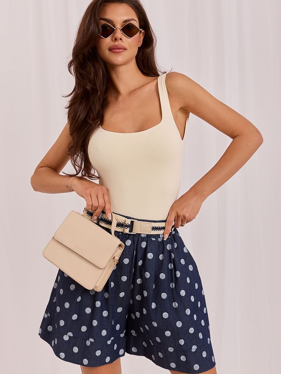 Shorts model 229637 Factory Price