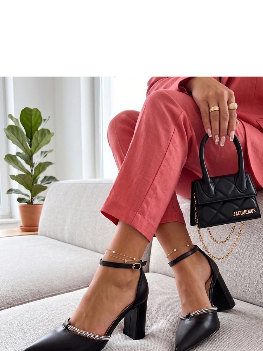 Block heel pumps model 227732 Solea