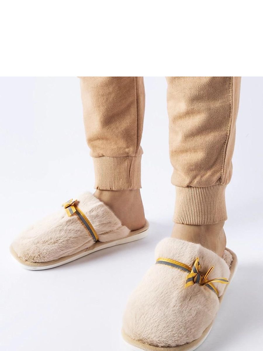 Slippers model 223124 Solea