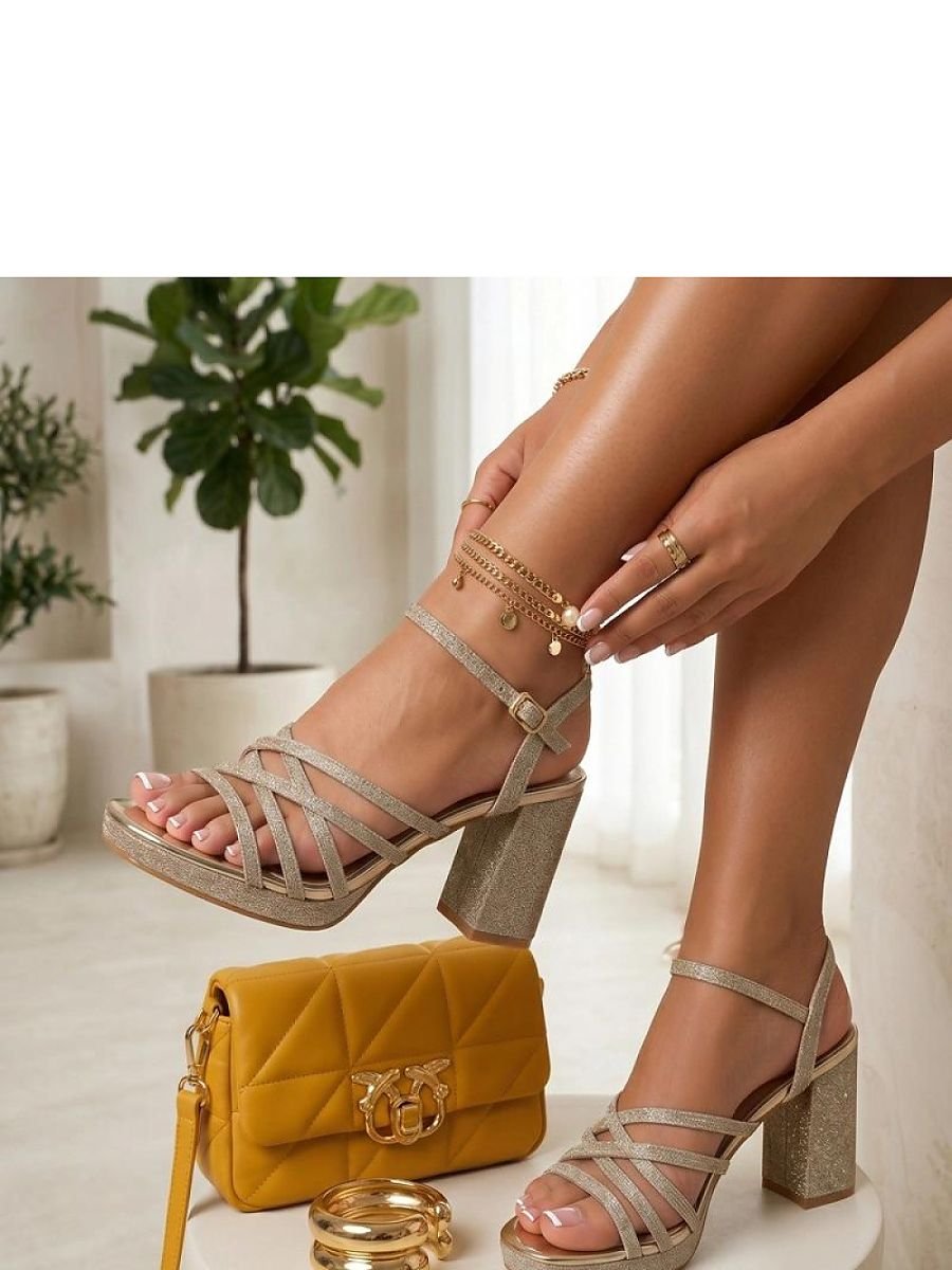 Heel sandals model 228221 Solea