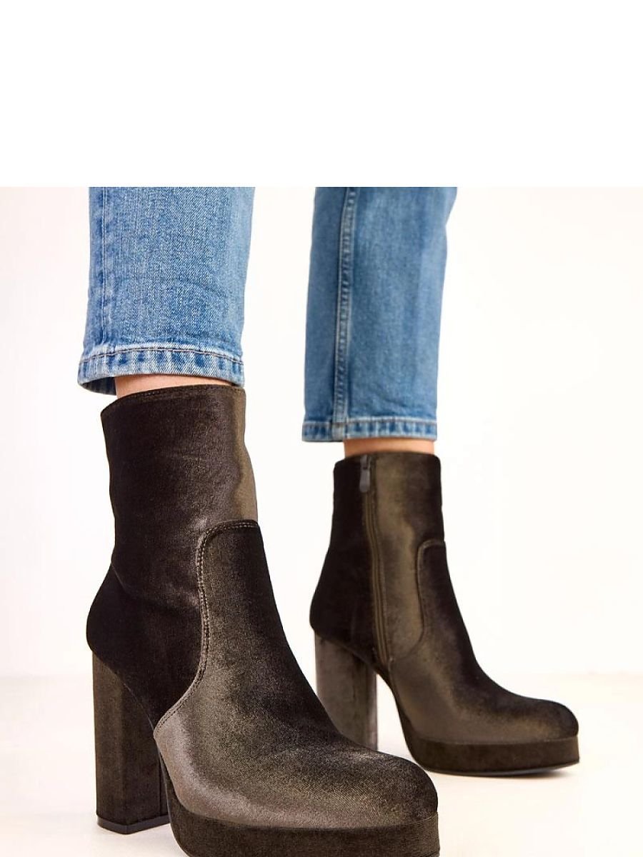Heel boots model 220583 Solea
