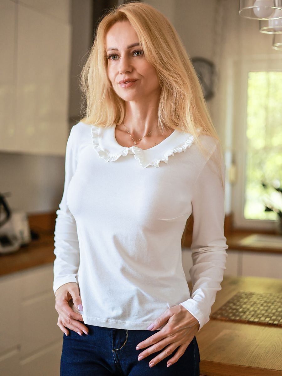 Blouse model 230798 Mirale