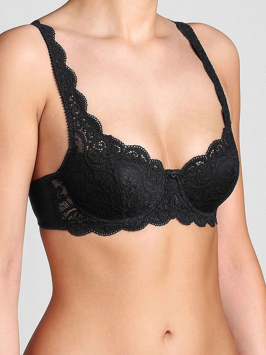 Padded bra model 229900 Triumph